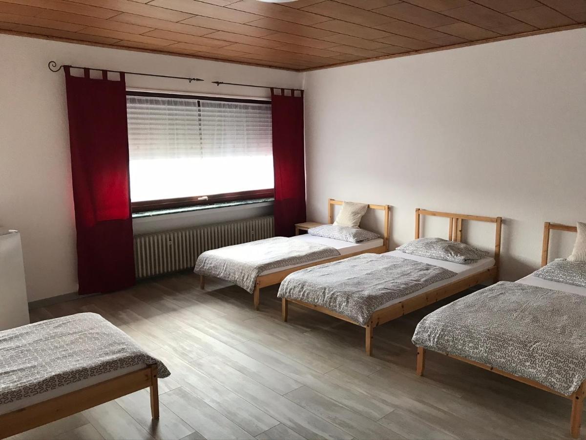 Burghaun Gaestehaus Zur Schmiede מראה חיצוני תמונה