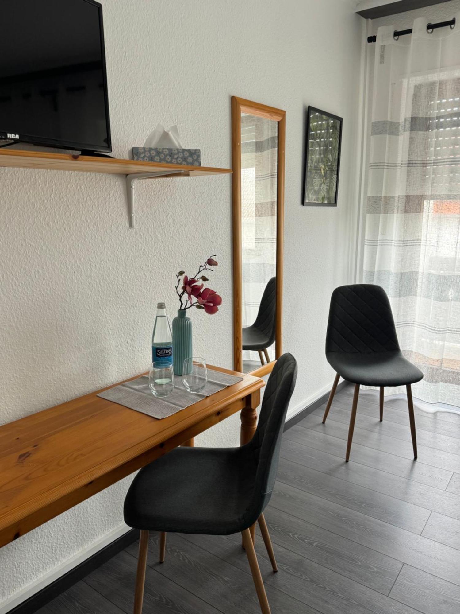 Burghaun Gaestehaus Zur Schmiede מראה חיצוני תמונה